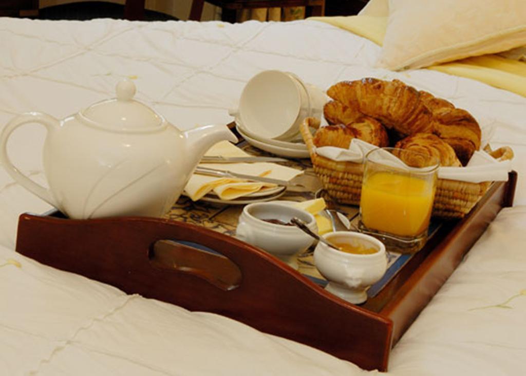 Willoughby House Hotel & Apartments Cheltenham Quarto foto